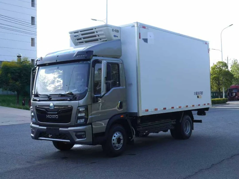 Howo 4m New Energy Refrigerated Truck