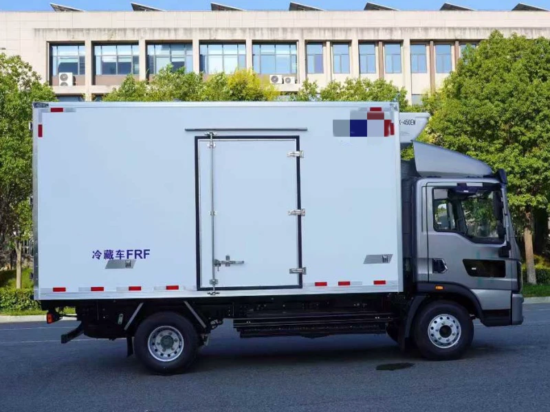 Howo 4m New Energy Refrigerated Truck