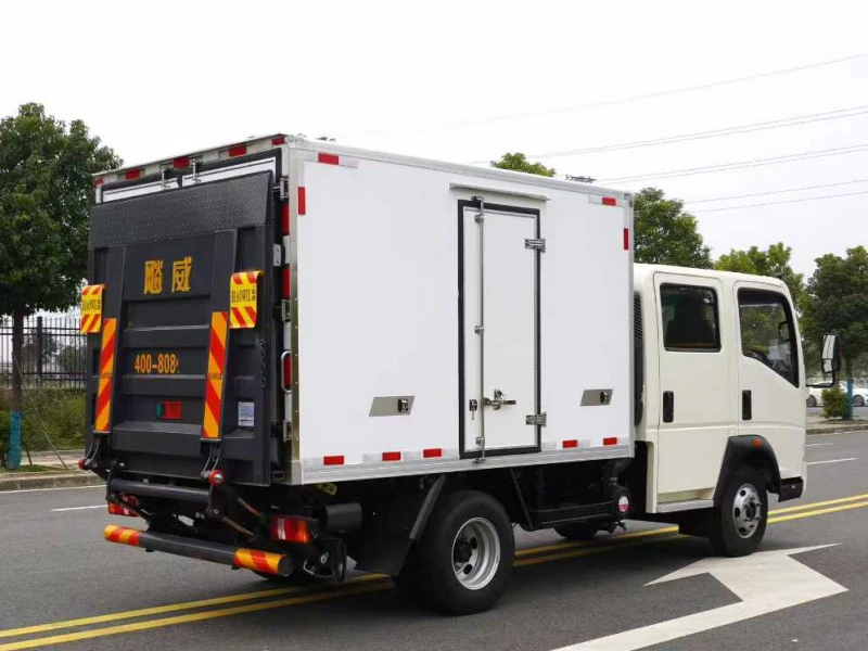 Sinotruk Double Cab Refrigerated Truck