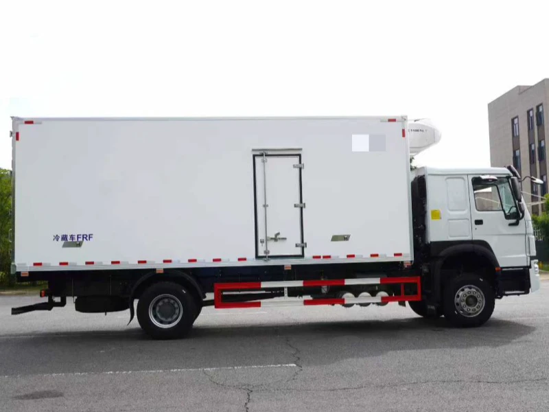 Howo 4×2 7m Refrigerated Truck 06 Howo 4×2 7m Refrigerated Truck 06
