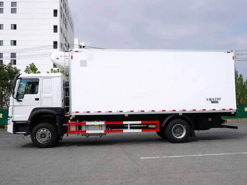 Howo 4×2 7m Refrigerated Truck 02 Howo 4×2 7m Refrigerated Truck 02