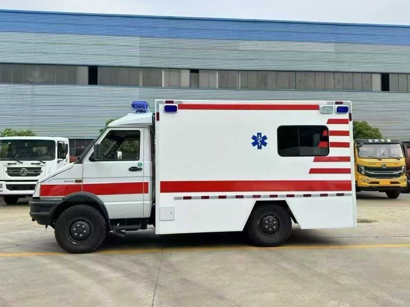 IVECO 4x4 Ambulance