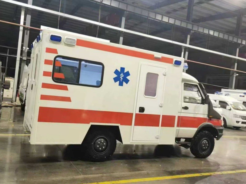 IVECO 4x4 Ambulance