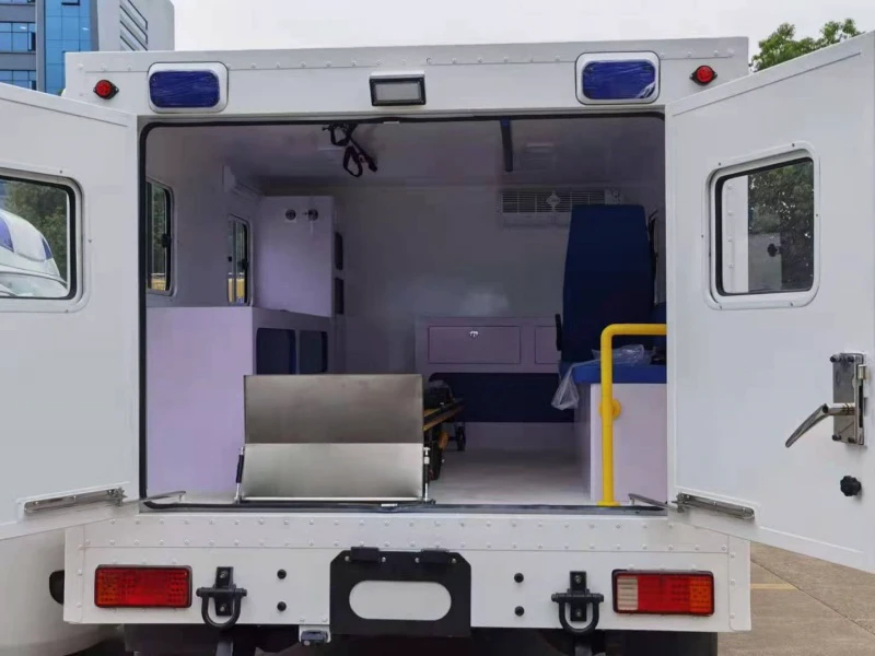 DFAC 4x4 Shelter-Type ICU Ambulance