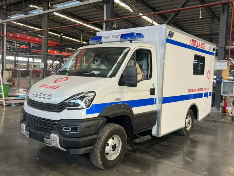 IVECO 4x4 Thunder Shelter Ambulance