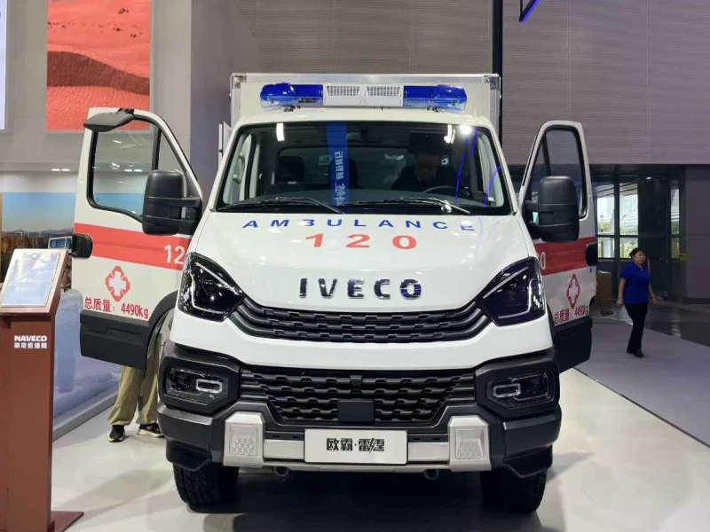 IVECO 4x4 Thunder Shelter Ambulance 02 IVECO 4x4 Thunder Shelter Ambulance 02