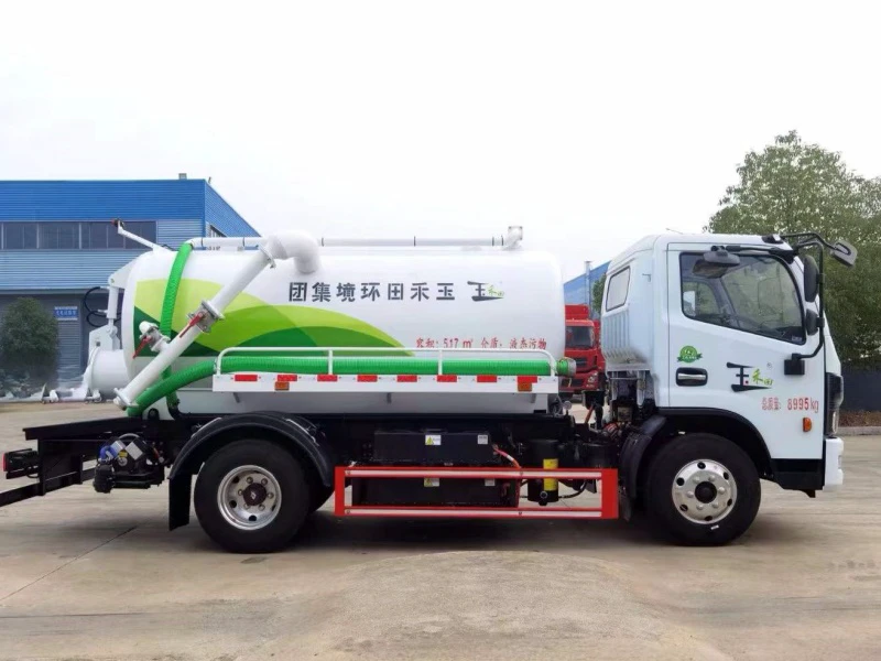 DFAC 4x2 Electric Sewage Suction Truck 5m³ Capacity 121.1KWH Battery