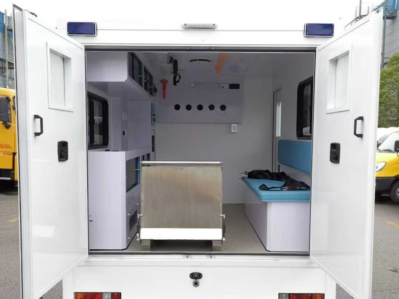 Isuzu 4x4 Pickup Ambulance