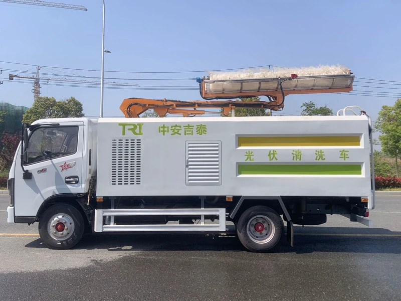 DFAC 4x2 Solar Panel Cleaning Truck