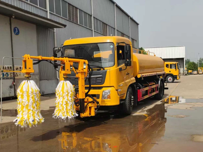 DFAC Tianjin 4×2 Guardrail Cleaning Truck