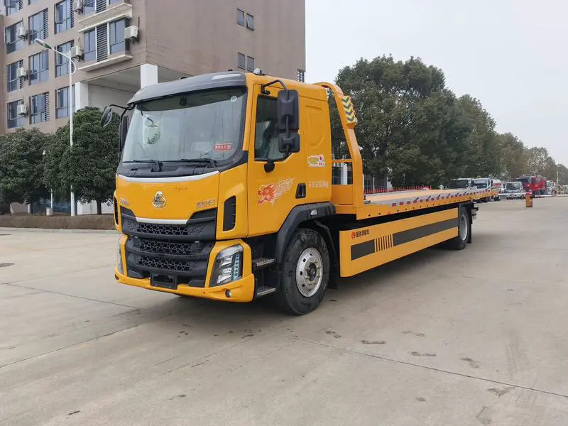 DFAC Liuzhou 4×2 Heavy-Duty Wrecker