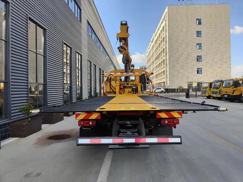 DFAC D1L Two-Car Wrecker with 8T Crane