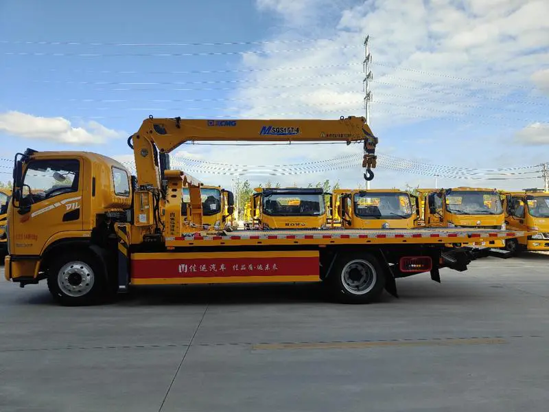 DFAC D1L Two-Car Wrecker with 8T Crane