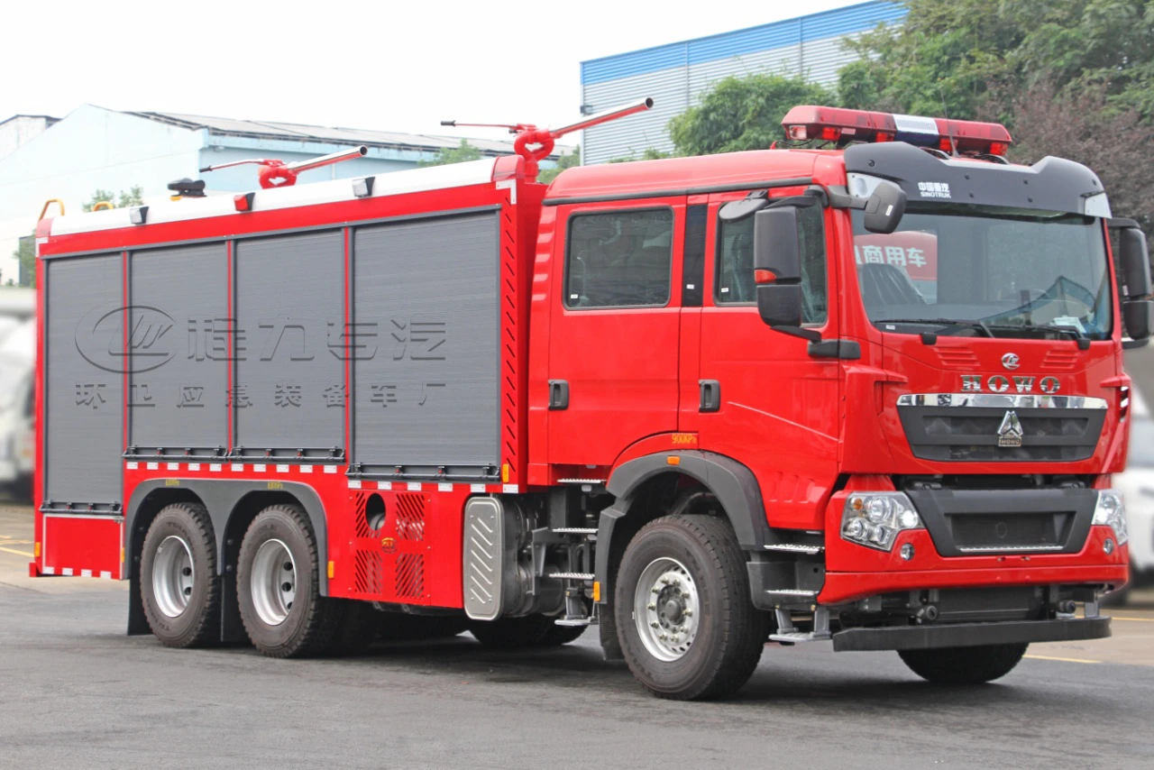 Howo 4-Ton Dry Powder Fire Truck