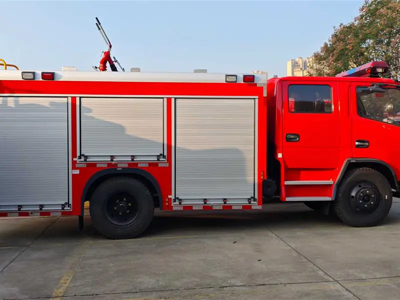 DFAC Daruika 4.8m³ Water Tank Fire Truck