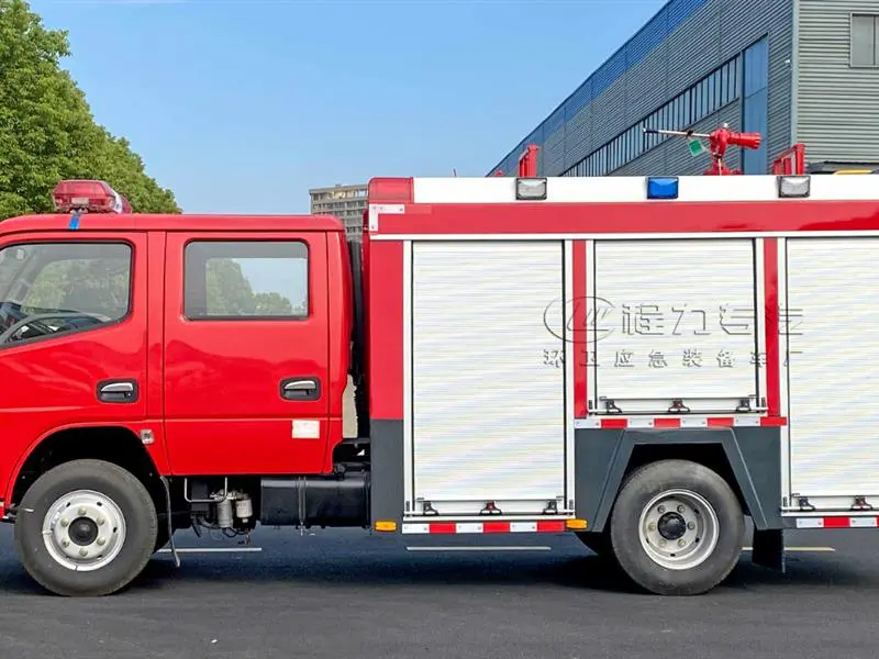 DFAC 2.5m³ Water Tank Fire Truck