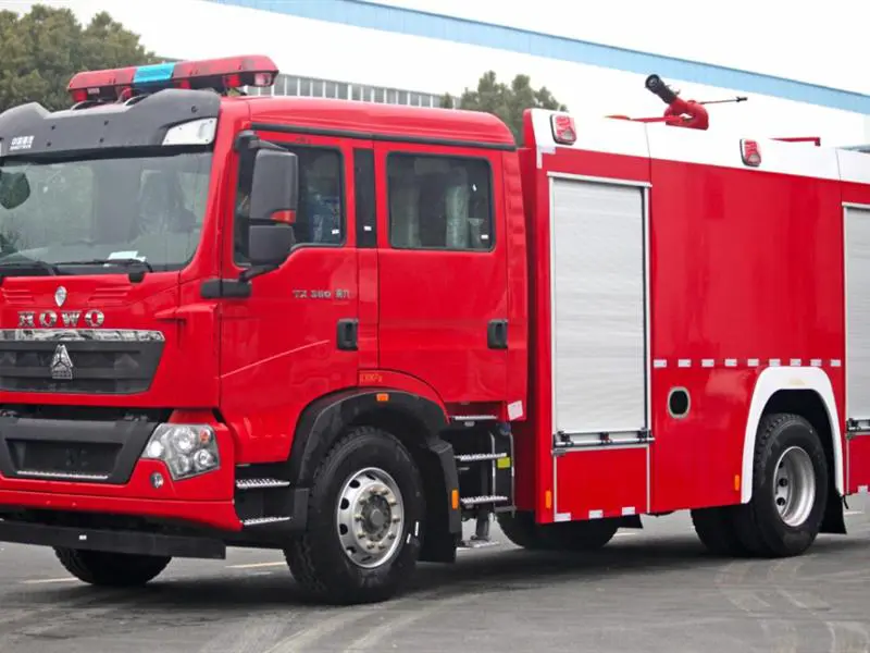 Howo 8-Ton Foam Fire Truck 