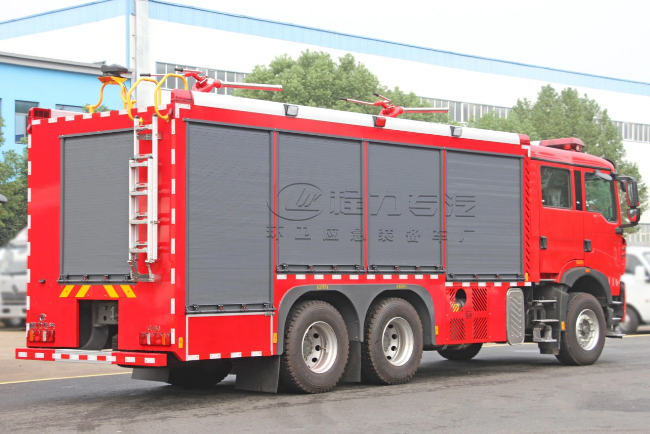 Howo 4-Ton Dry Powder Fire Truck