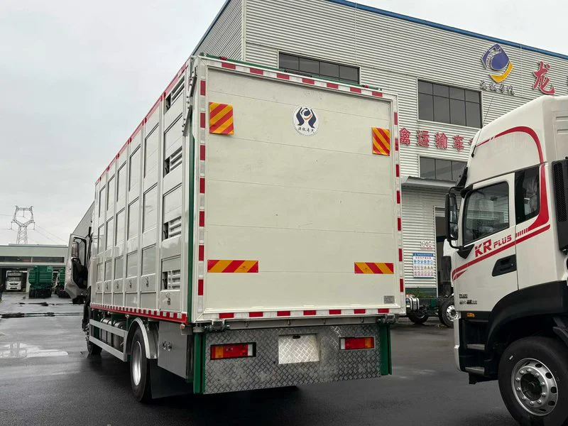 DFAC Tianjin Pig Transport Truck 06 DFAC Tianjin Pig Transport Truck 06