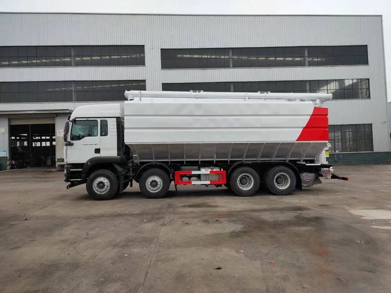 Sitrak 8×4 Bulk Feed Transport Truck