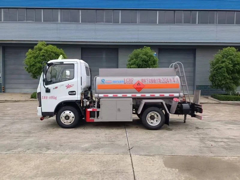 DFAC 4×2 Oil Tanker Truck