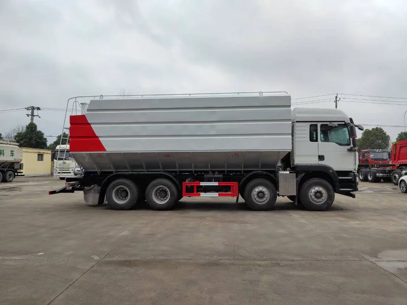 Sitrak 8×4 Bulk Feed Transport Truck