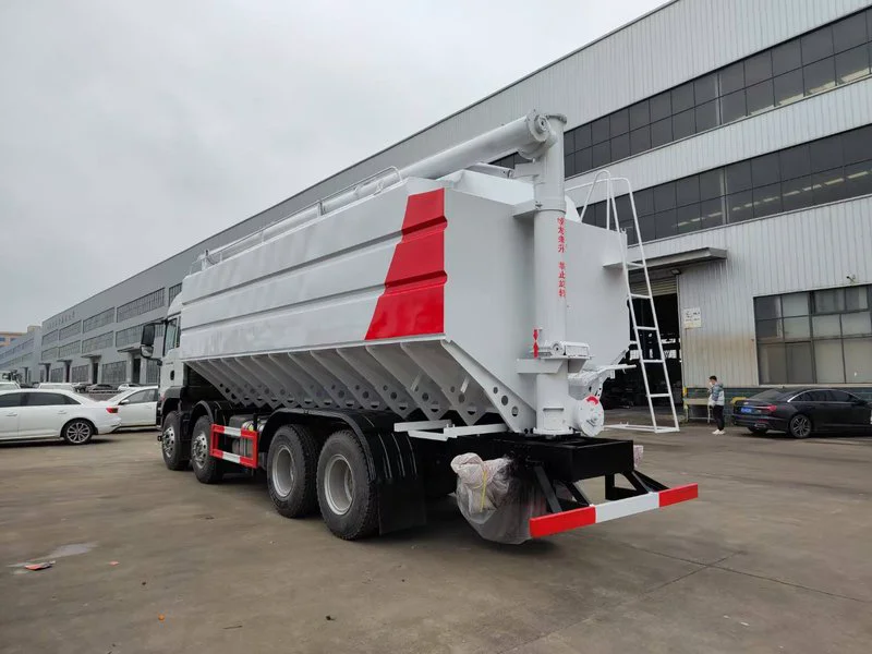 Sitrak 8×4 Bulk Feed Transport Truck