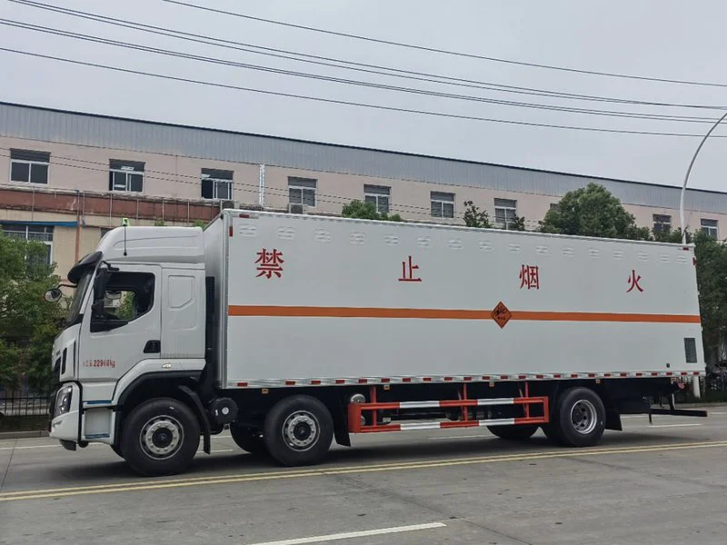 DFAC Liuzhou 6×2 Hazardous Materials Transport Truck 02 DFAC Liuzhou 6×2 Hazardous Materials Transport Truck 02