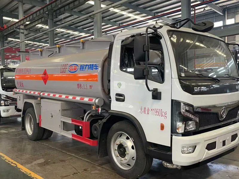 DFAC 9.9m3 Oil Tanker Truck 01 DFAC 9.9m3 Oil Tanker Truck 01