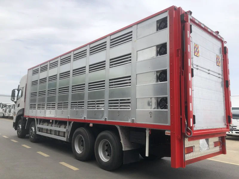 DFAC 8x4 Livestock Transport Truck 03 DFAC 8x4 Livestock Transport Truck 03