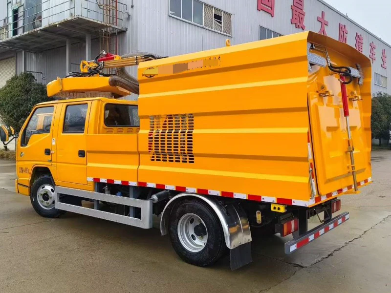 JMC Green Comprehensive Maintenance Truck 07 JMC Green Comprehensive Maintenance Truck 07