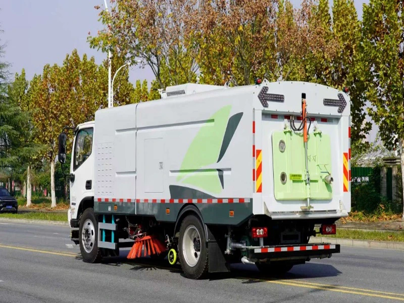 Foton 12-Ton Pure Electric Sweeper Truck 05 Foton 12-Ton Pure Electric Sweeper Truck 05