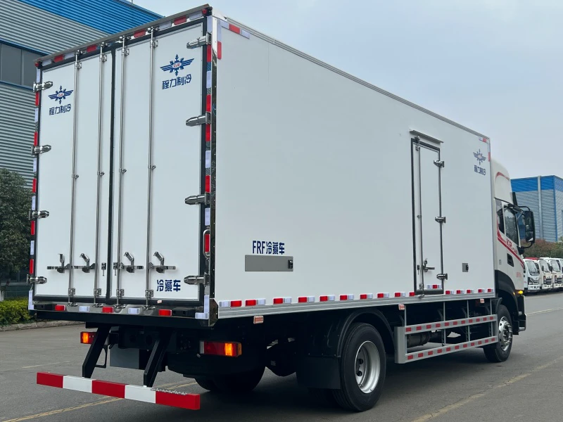 Dongfeng Tianjin Refrigerated Truck