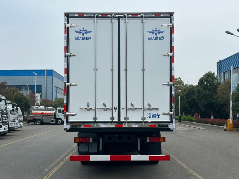 Dongfeng Tianjin Refrigerated Truck