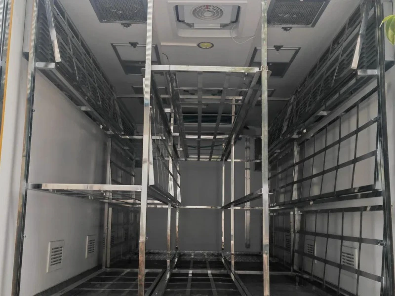 HOWO RHD Chick Transport Truck 05