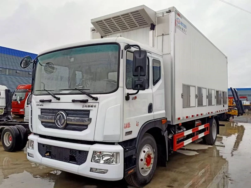 DFAC D9 Chick Transport Truck