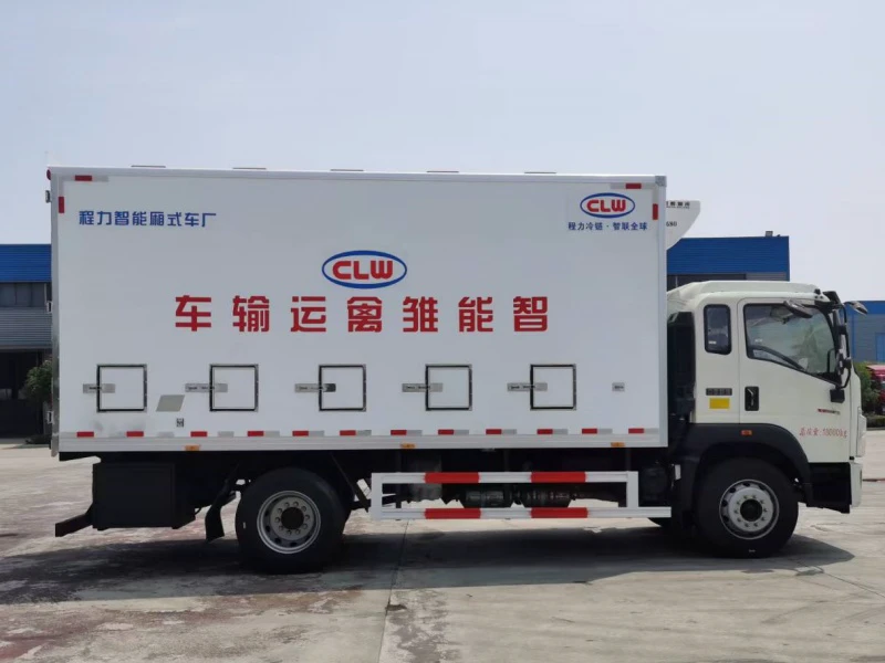 Sinotruk Howo G5X Chick Transport Truck
