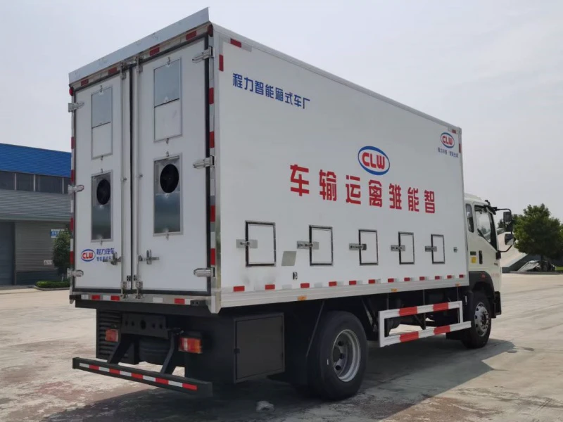 Sinotruk Howo G5X Chick Transport Truck 06 Sinotruk Howo G5X Chick Transport Truck 06