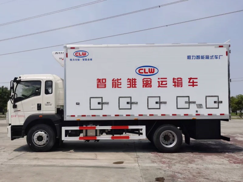 Sinotruk Howo G5X Chick Transport Truck