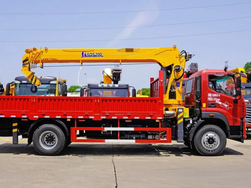 Foton 4×2 8-Ton 5-Section Boom Crane Truck 05 Foton 4×2 8-Ton 5-Section Boom Crane Truck 05
