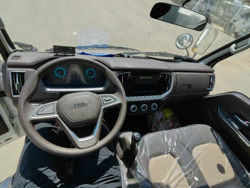 JMC 4×2 Refrigerated Truck 06