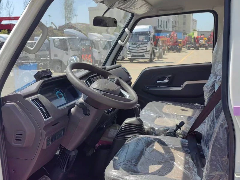 JMC 4×2 Refrigerated Truck 05