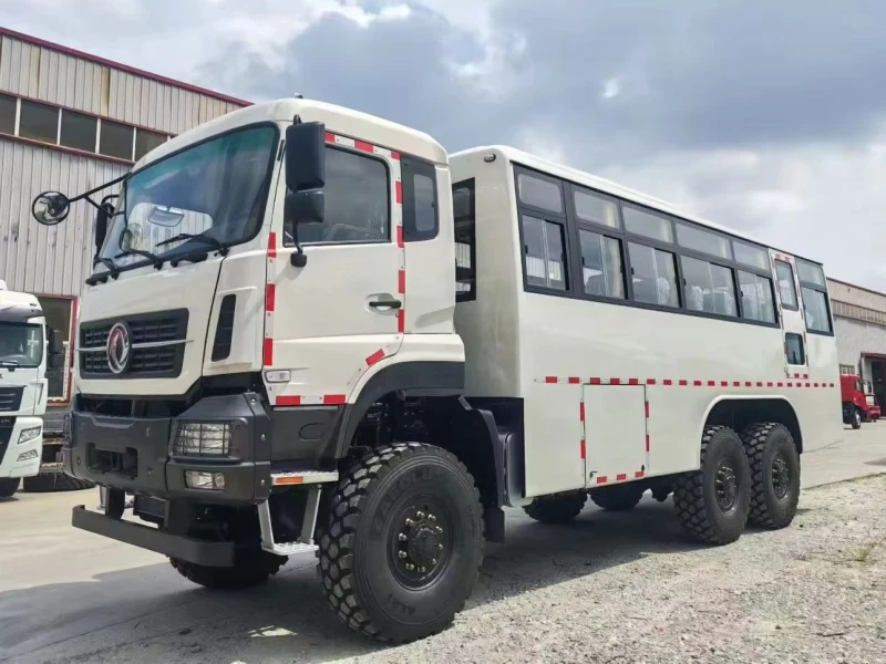DFAC 6×6 50-Seat Off-Road Bus 02 DFAC 6×6 50-Seat Off-Road Bus 02