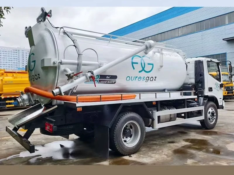 Foton Oumark 8m³ Fecal Suction Truck