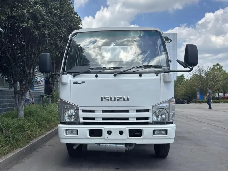 Isuzu 4×2 Fuel Tank Truck