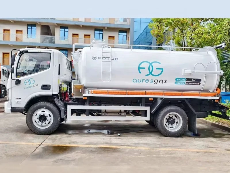 Foton Oumark 8m³ Fecal Suction Truck