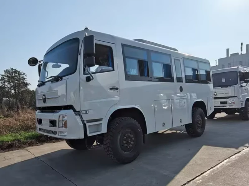 CLW 4×4 Off-Road Coach 02 CLW 4×4 Off-Road Coach 02