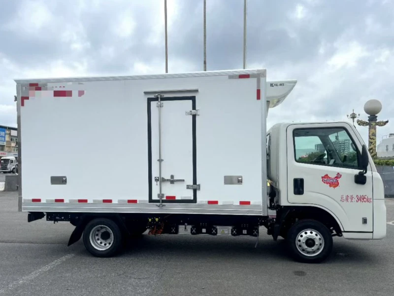 JMC Electric Refrigerated Truck