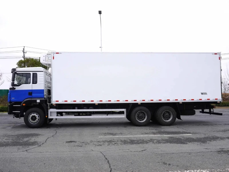 Shacman 6×4 Refrigerated Truck 04 Shacman 6×4 Refrigerated Truck 04