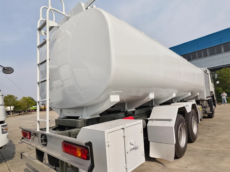Sinotruk Aviation Fuel Refueling Truck